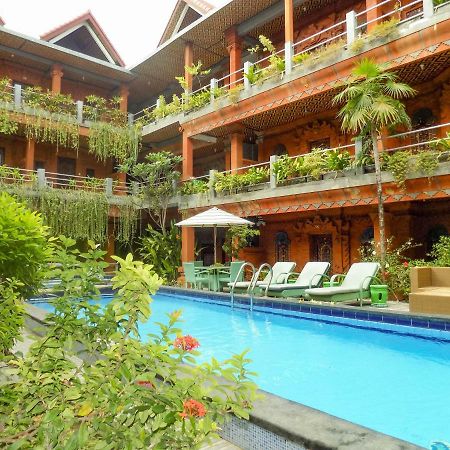 Hotel Lumbung Sari Legian Dış mekan fotoğraf